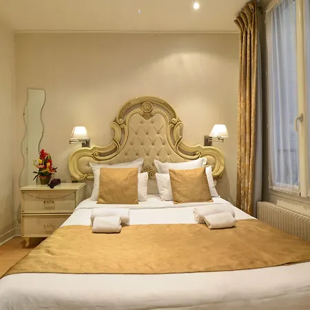 Korner Montmartre Hotel