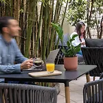 Korner Montmartre فندق