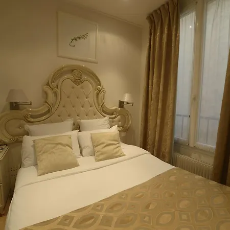 Hotel Korner Montmartre 3*