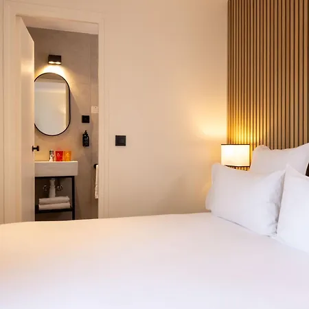 Korner Montmartre Hotel 3*