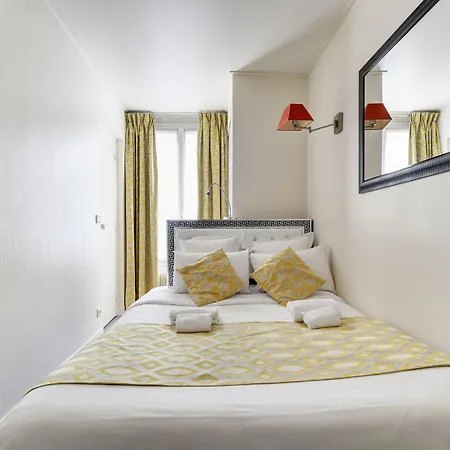 Korner Montmartre 3* Parigi