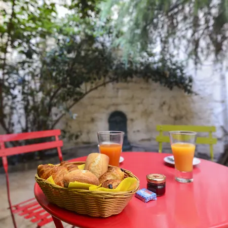 Korner Montmartre 3* Париж