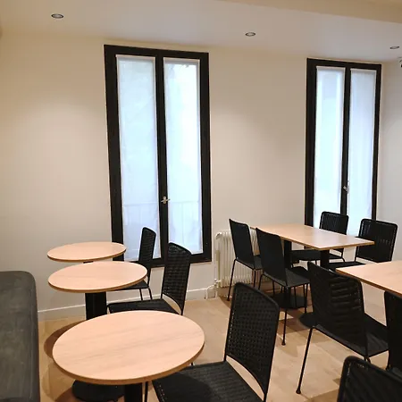 Korner Montmartre 3*