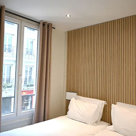 Korner Montmartre 3*