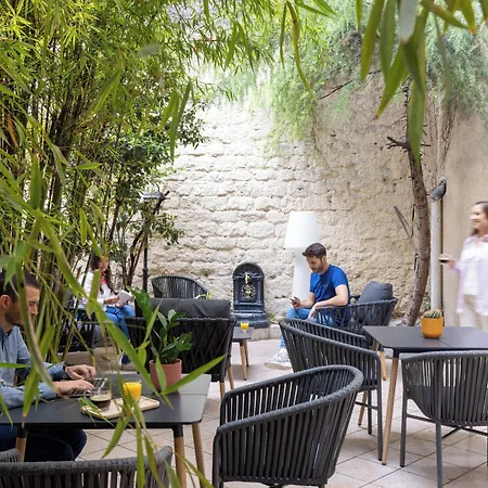 Отель Korner Montmartre Париж