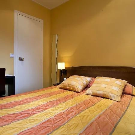 Korner Montmartre 3* Parigi