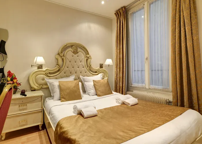 Korner Montmartre ホテル パリ