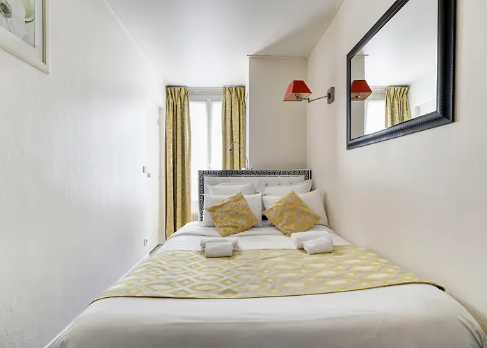 Korner Montmartre 3* Párizs