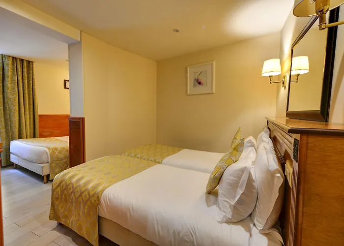 Korner Montmartre Hotel