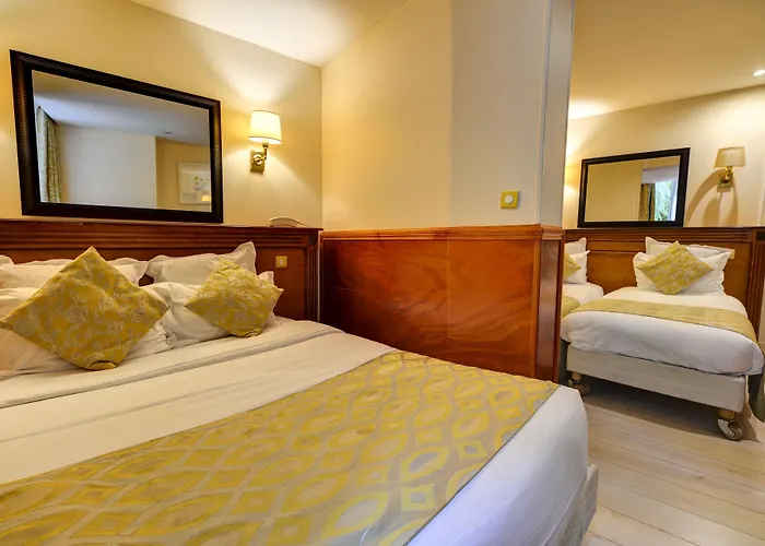 Korner Montmartre Hotel 3*