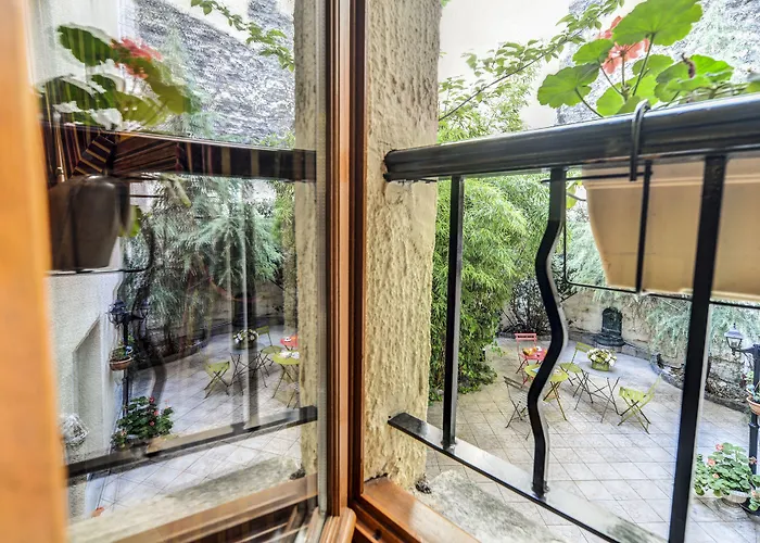 Szálloda Korner Montmartre 3*