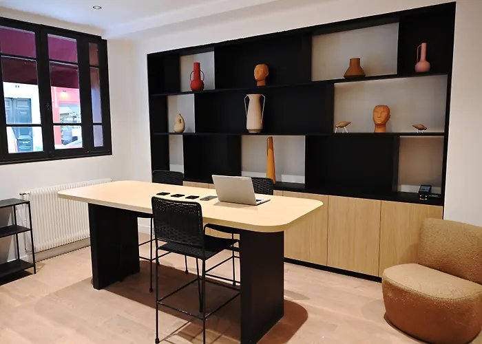 Szálloda Korner Montmartre 3*