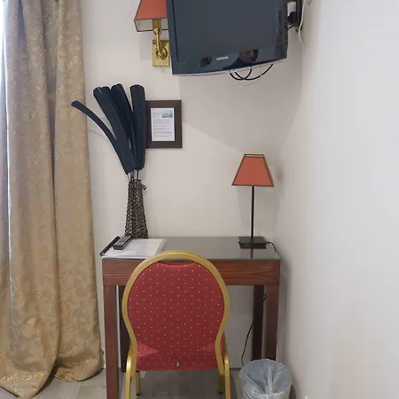 ホテル Korner Montmartre 3*